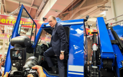 Dobrindt besucht THW auf der Interschutz 2026